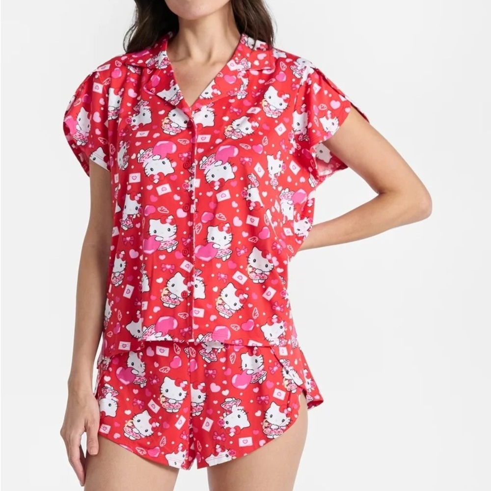 Hello Kitty Valentines Day Red Pajama Set NWT